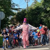 Uncle Sam in Arthur Manor