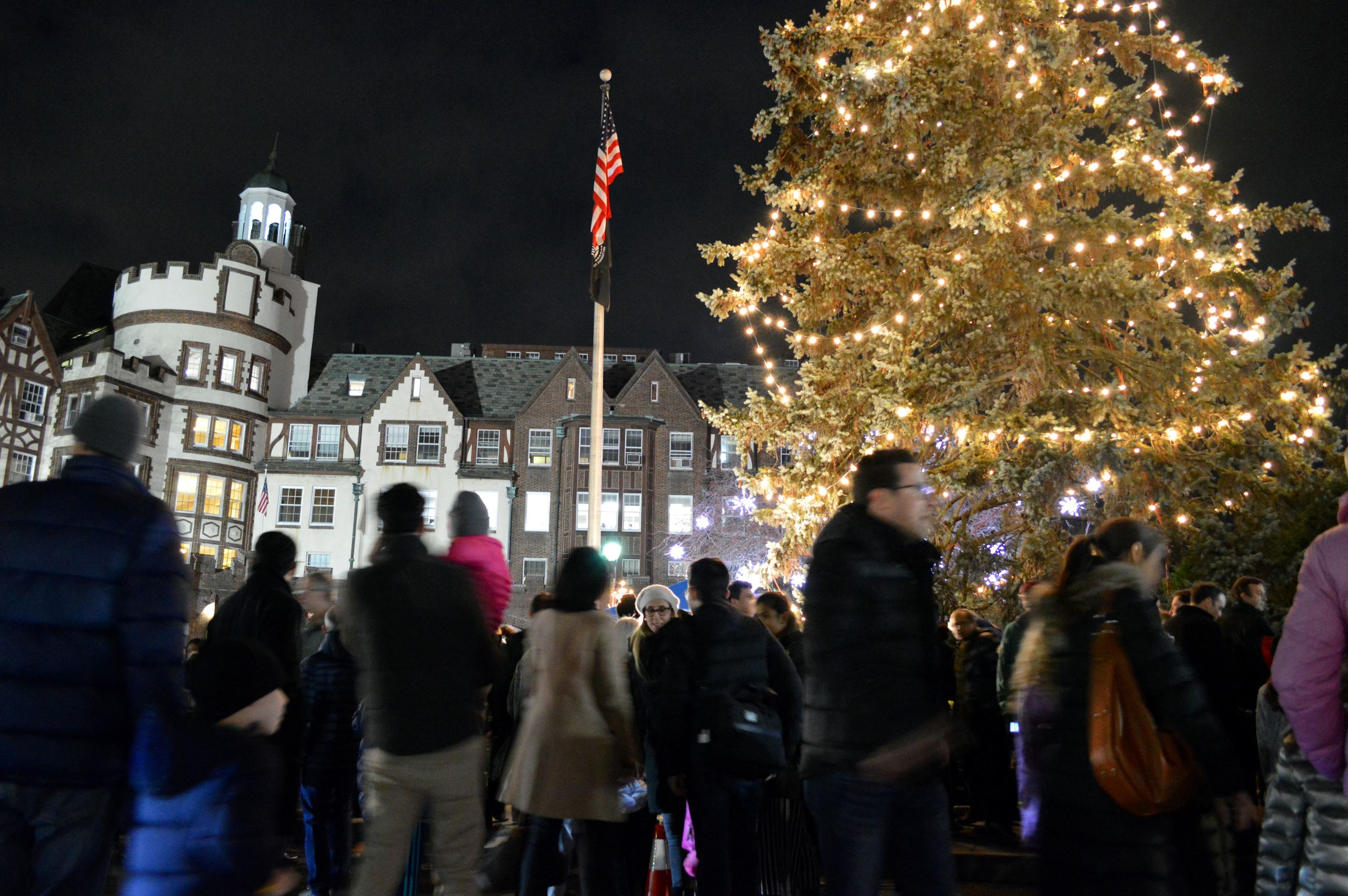Boniface Circle Holiday Lights Attendees